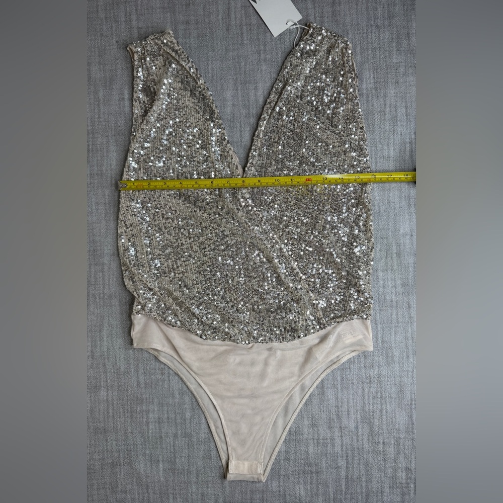 Zara Silver Sequin V-Neck Bodysuit - Picture 11 of 11